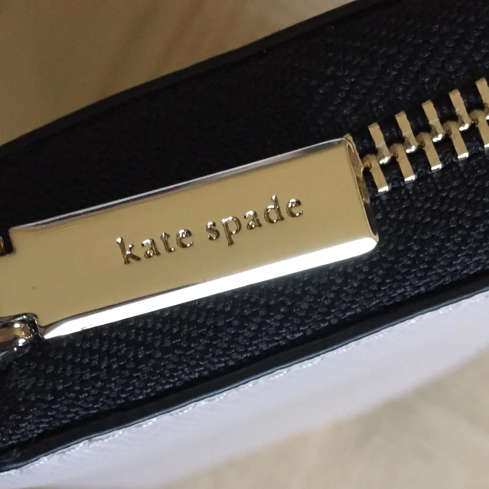 Kate Spade Warm Beige And Black Leather Wallet
